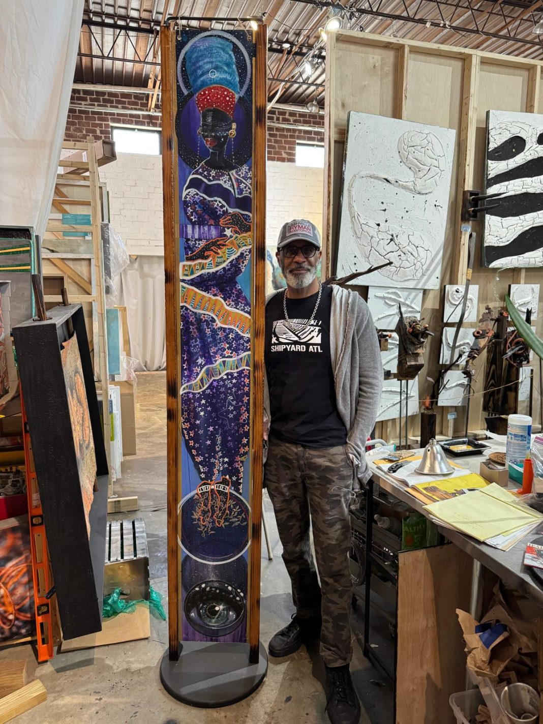 Kunstenaar André Manzel Henderson opent expositie over trans-Atlantische gedwongen migratie in Fort Zoutman Kunstenaar André Manzel Henderson opent expositie over trans-Atlantische gedwongen migratie in Fort Zoutman