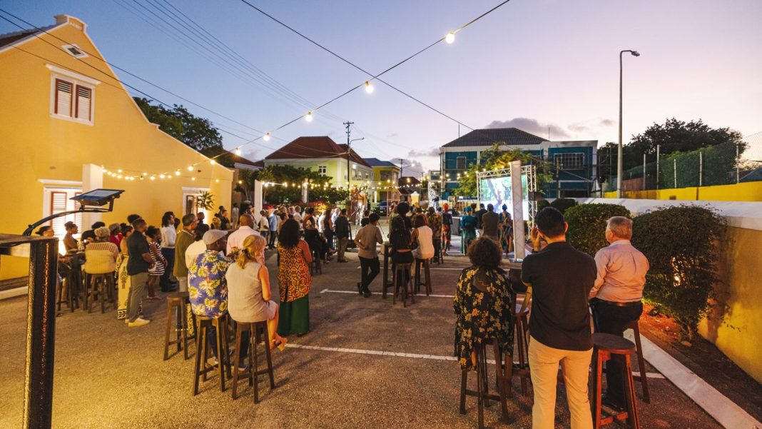 Herdenkingscomité slavernijverleden opent eerste kantoor in Caribisch deel van het Koninkrijk Herdenkingscomité slavernijverleden opent eerste kantoor in Caribisch deel van het Koninkrijk