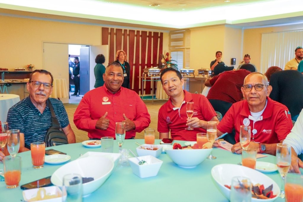 La Cabana viert Vaderdag met feestelijke bijeenkomst voor medewerkers La Cabana viert Vaderdag met feestelijke bijeenkomst voor medewerkers