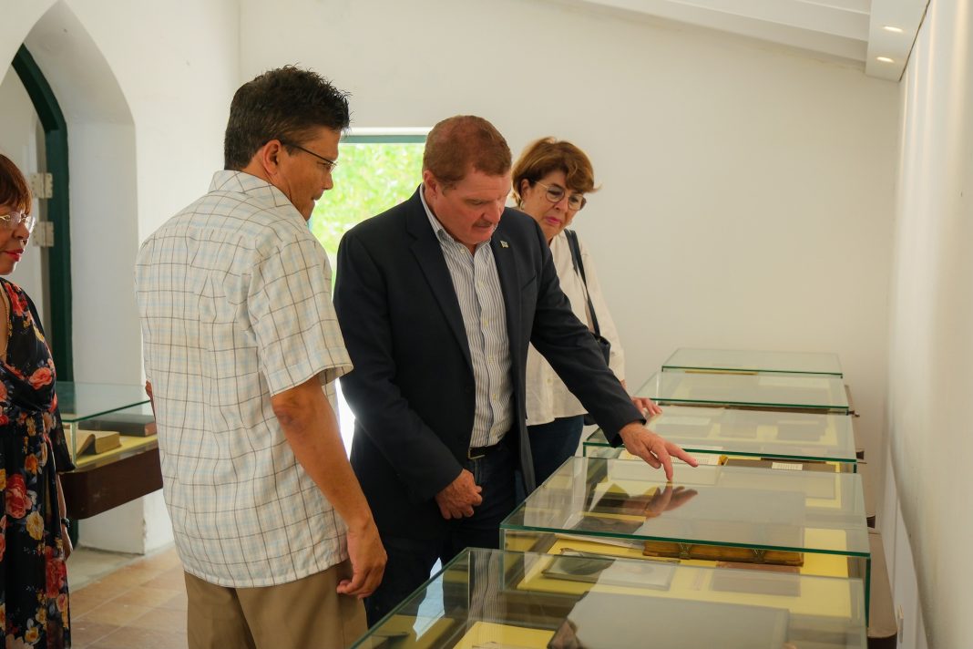 Veel publiek op de been tijdens Internationale Museumdag in Oranjestad Veel publiek op de been tijdens Internationale Museumdag in Oranjestad