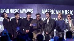 BTS wint opnieuw Artist of the Year bij de American Music Awards BTS wint opnieuw Artist of the Year bij de American Music Awards (Picture by: ichef.bbci.co.uk)