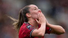 Ella Toone verwerkt rouw om vader via voetbal (Picture by: ichef.bbci.co.uk)