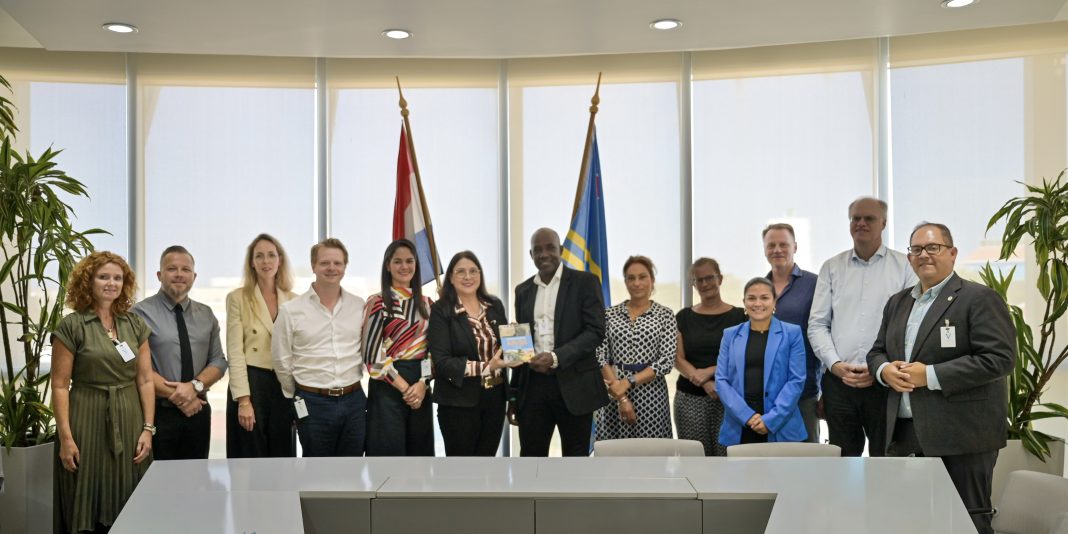 Minister van Volksgezondheid ontvangt Dutch Caribbean Hospital Alliance voor versterking regionale samenwerking Minister van Volksgezondheid ontvangt Dutch Caribbean Hospital Alliance voor versterking regionale samenwerking