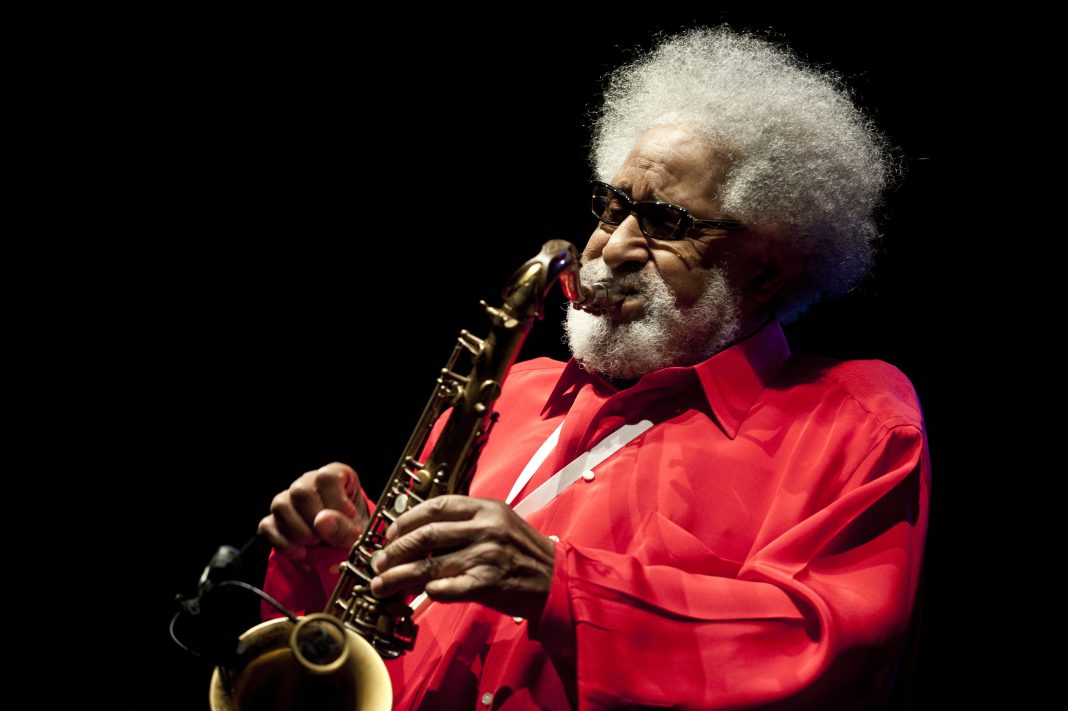 Jazzlegende Sonny Rollins op 95-jarige leeftijd overleden Jazzlegende Sonny Rollins op 95-jarige leeftijd overleden (Picture by: variety.com)