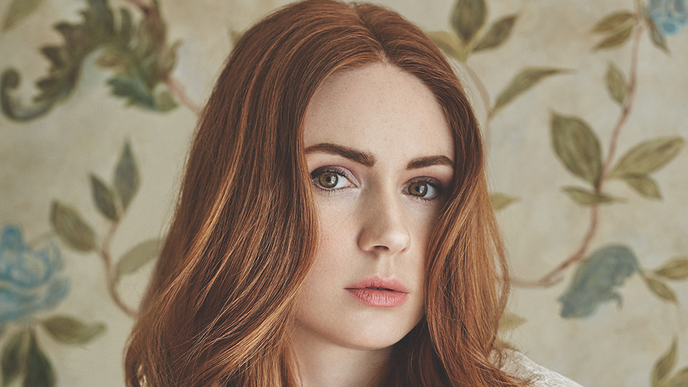 Karen Gillan vervoegt cast van 'Shrinking' voor vierde seizoen (Picture by: variety.com)