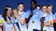 Khadija Shaw blijft bij Manchester City na spectaculaire contractommekeer (Picture by: ichef.bbci.co.uk)