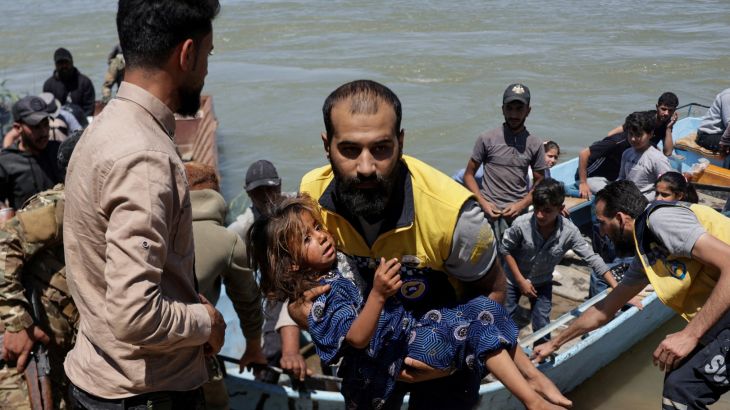 Reddingsoperaties in oost-Syrië na overstroming Eufraat (Picture by: aljazeera.com)