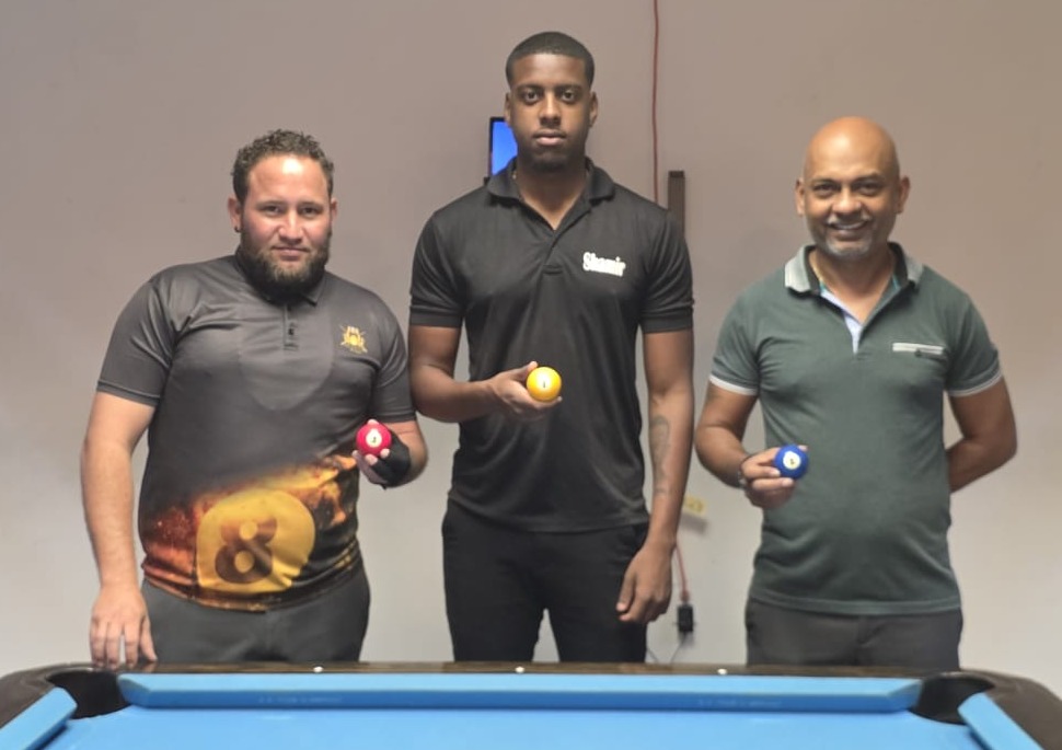 Shamir Tremus wint bowlingkampioenschap op Curaçao (Picture by: extra.cw)