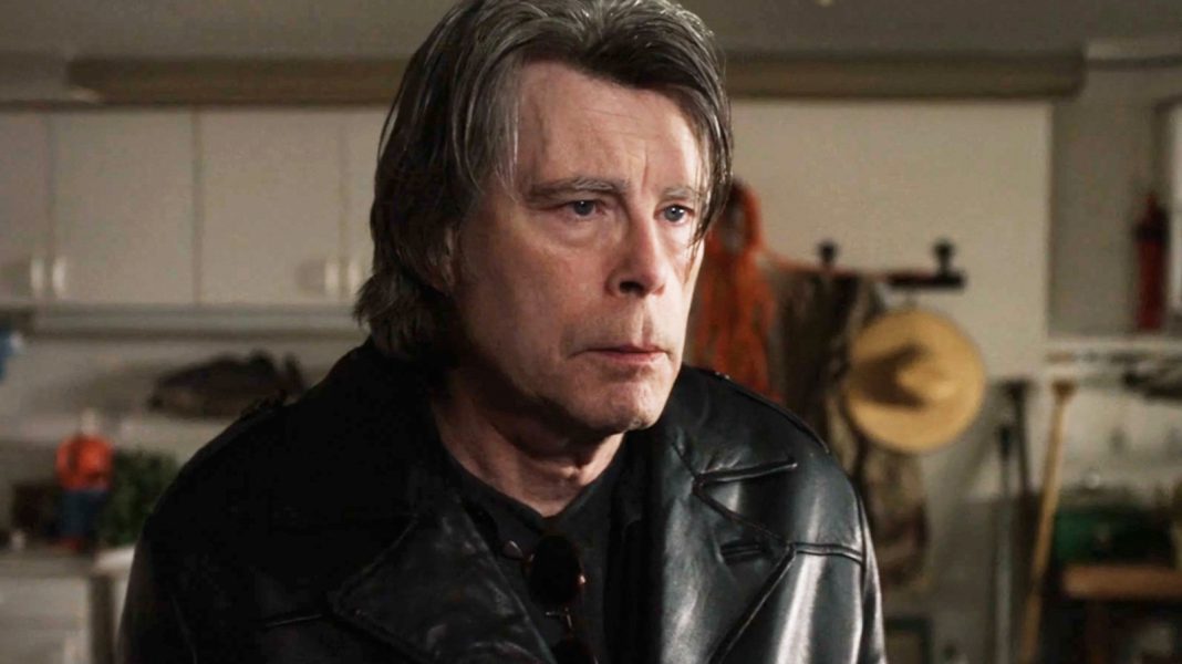 Stephen King lovend over nieuwe Netflix sci-fi serie over bejaardentehuis (Picture by: slashfilm.com)