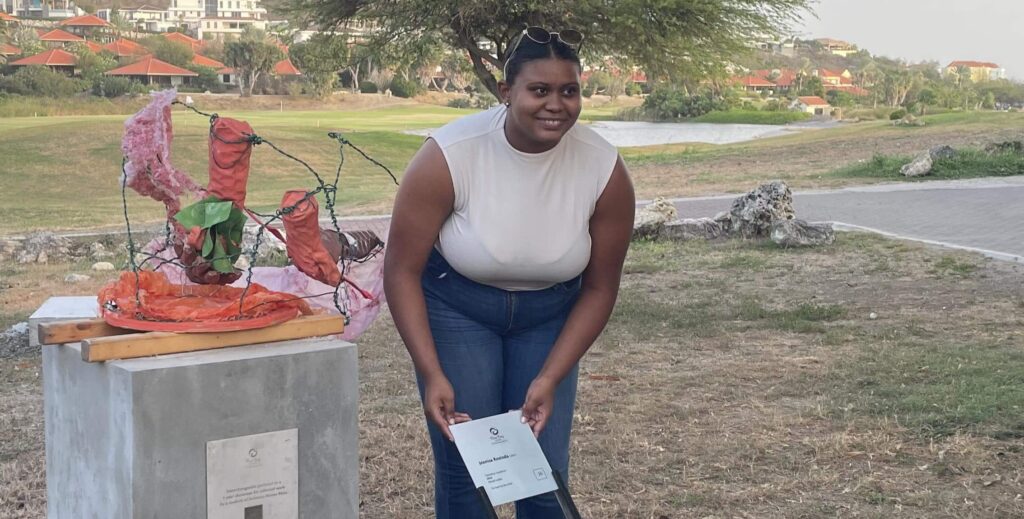 Vier nieuwe kunstwerken toegevoegd aan Blue Bay Sculpture Garden op Curaçao (Picture by: nu.cw)