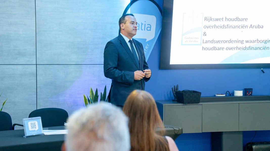 Minister Wever licht RHOFA en LWHO toe tijdens bijeenkomst met ATIA Minister Wever licht RHOFA en LWHO toe tijdens bijeenkomst met ATIA