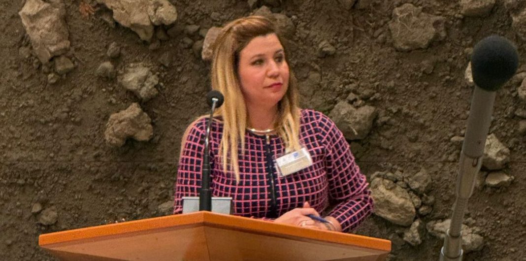 AVP-fractieleider Arends-Reyes benadrukt financiële vooruitgang en institutionele modernisering van Aruba (Picture by: solodipueblo.com)