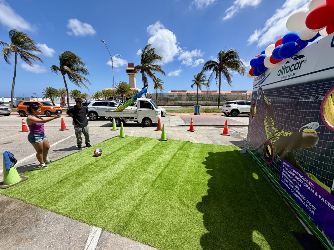 All to Car en Aruba Bank organiseren gezamenlijk auto-evenement met uitgestelde betalingsregeling All to Car en Aruba Bank organiseren gezamenlijk auto-evenement met uitgestelde betalingsregeling (Picture by: 24ora.com)