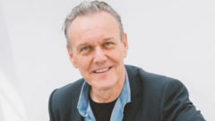 Brits acteur Anthony Head overleden op 72-jarige leeftijd (Picture by: ichef.bbci.co.uk)