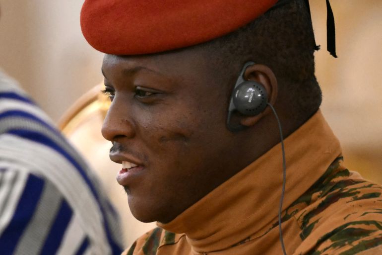 Burkina Faso verbreekt diplomatieke banden met voormalig kolonisator Frankrijk (Picture by: aljazeera.com)