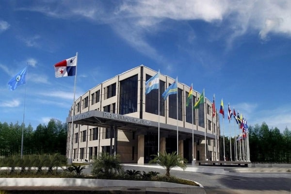 Curaçao op Parlatino-top in Panama: focus op groene energie en elektrisch vervoer Curaçao op Parlatino-top in Panama: focus op groene energie en elektrisch vervoer (Picture by: nu.cw)