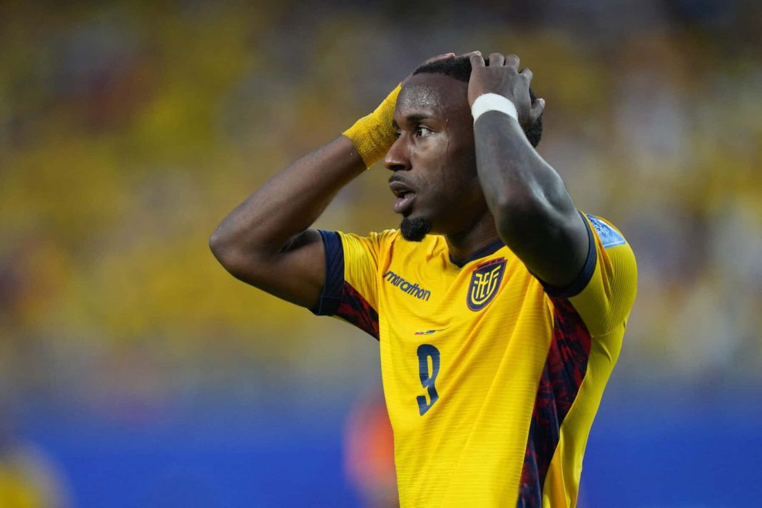 Curaçao schrijft WK-geschiedenis na gelijkspel Ecuador (Photo by: ticotimes.net)