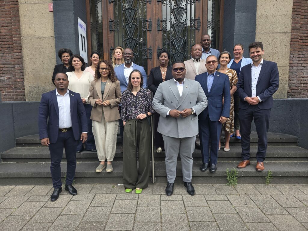 Curaçaose parlementsdelegatie reist naar Den Haag voor interparlementair overleg (Picture by: nu.cw)