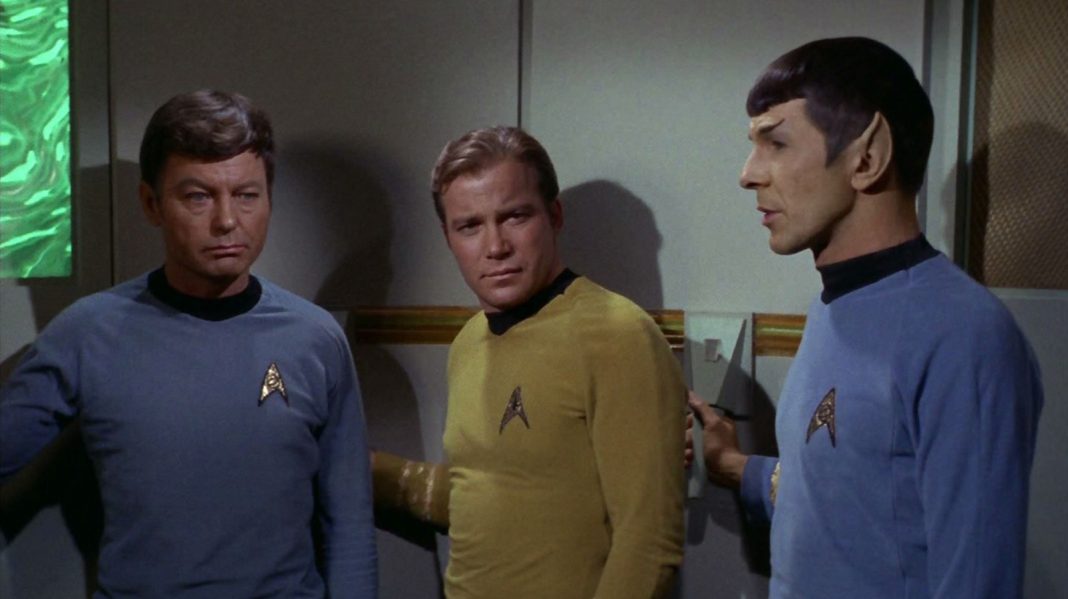 De commandostructuur aan boord van de USS Enterprise uitgelegd De commandostructuur aan boord van de USS Enterprise uitgelegd (Picture by: slashfilm.com)