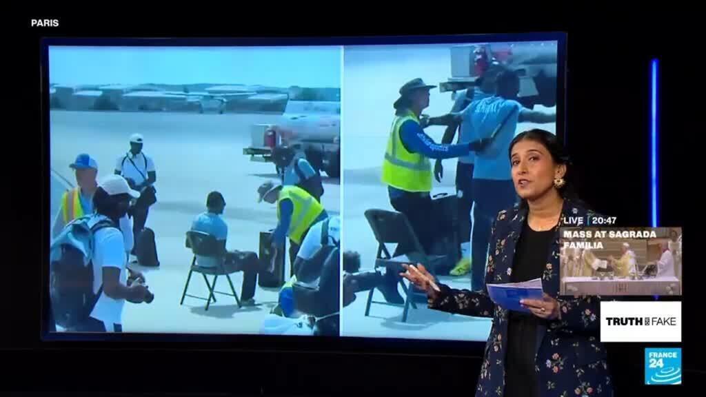 Factcheck: Werd het Senegalese voetbalteam als ‘criminelen’ behandeld op Amerikaanse luchthaven? Factcheck: Werd het Senegalese voetbalteam als 'criminelen' behandeld op Amerikaanse luchthaven? (Picture by: s.france24.com)