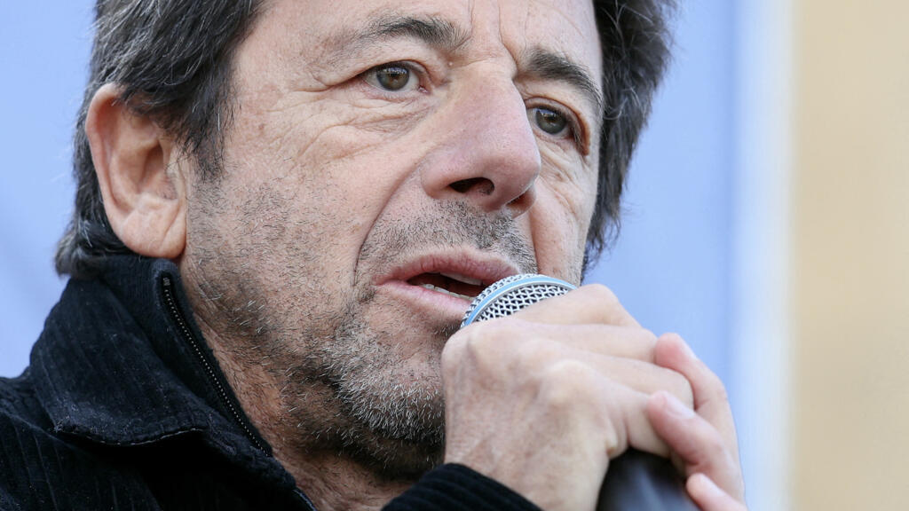 Franse zanger Patrick Bruel in hechtenis wegens beschuldigingen van seksueel misbruik Franse zanger Patrick Bruel in hechtenis wegens beschuldigingen van seksueel misbruik (Picture by: s.france24.com)