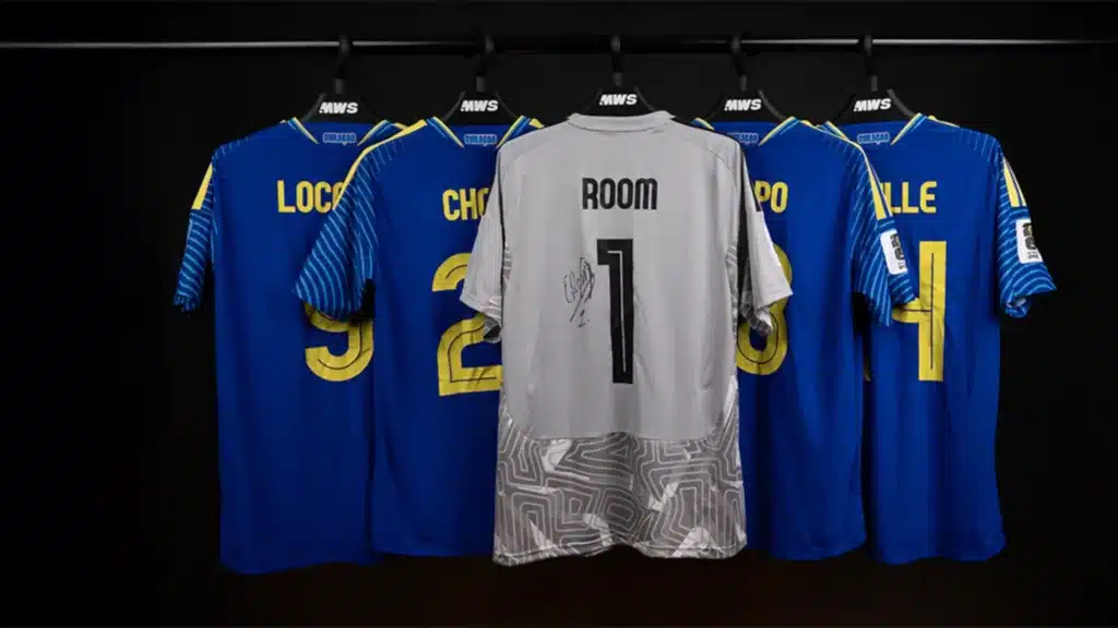 Gedragen WK-shirts Curaçao brengen duizenden euro's op bij online veiling (Picture by: nu.cw)