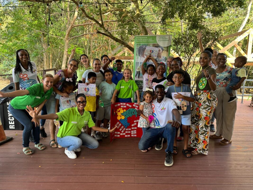 GreenKidz en Kindermuseum Curaçao lanceren gezamenlijk project 'Ik en Mama' (Picture by: extra.cw)