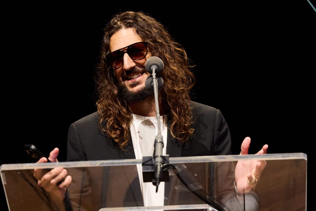 Hitschrijver Julian Bunetta over de kunst, het vakmanschap en de pijn van het schrijven van muziek (Picture by: variety.com)