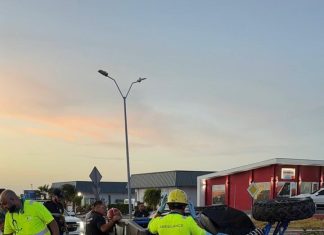 Inzittende gewond bij omslaan van UTV bij rotonde FCCA in Wayaca Inzittende gewond bij omslaan van UTV bij rotonde FCCA in Wayaca (Picture by: 24ora.com)
