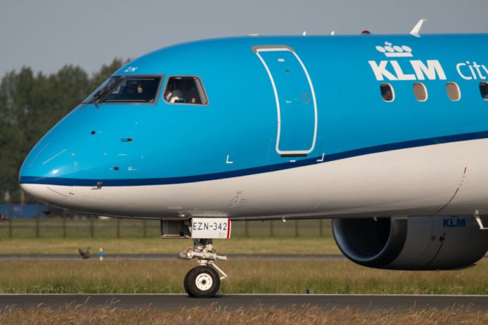 KLM-vlucht keert terug naar Schiphol na waarschuwing in cockpit (Picture by: extraboneiru.com)
