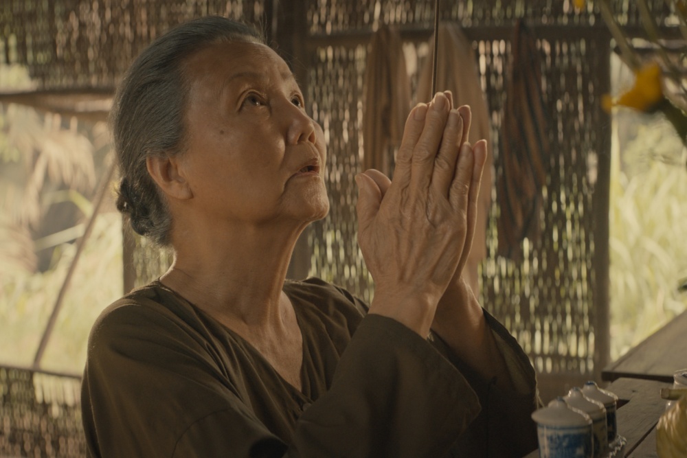 Kieu Chinh keert terug naar Vietnam voor filmfestival Danang met 'Chrysalis' (Picture by: variety.com)