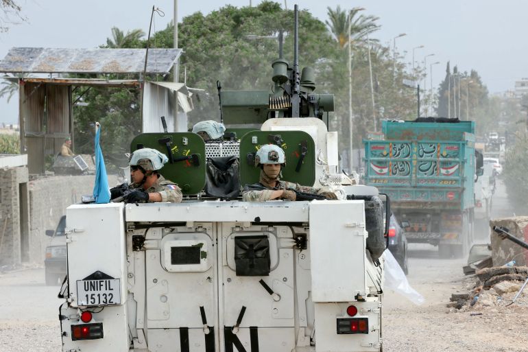 Libanezen twijfelen aan nut van VN-vredesmacht UNIFIL na Israëlische opmars Libanezen twijfelen aan nut van VN-vredesmacht UNIFIL na Israëlische opmars (Picture by: aljazeera.com)