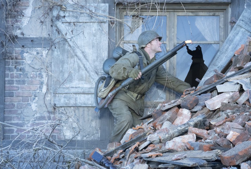 'Lucky Strike': Scott Eastwood strijdt alleen voor zijn leven in WOII-thriller (Picture by: variety.com)