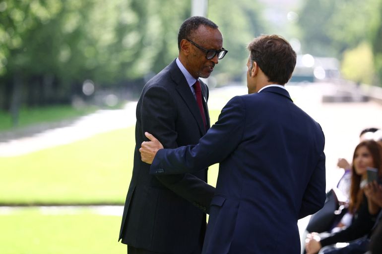 Macron onthult monument in Parijs ter herdenking van slachtoffers genocide Rwanda Macron onthult monument in Parijs ter herdenking van slachtoffers genocide Rwanda (Picture by: aljazeera.com)