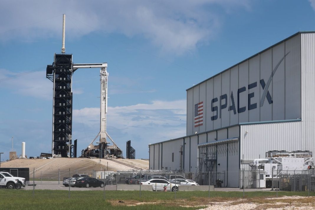 Meer dan een miljard dollar ingezet op SpaceX-ETFs op eerste handelsdag Meer dan een miljard dollar ingezet op SpaceX-ETFs op eerste handelsdag (Picture by: assets.bwbx.io)