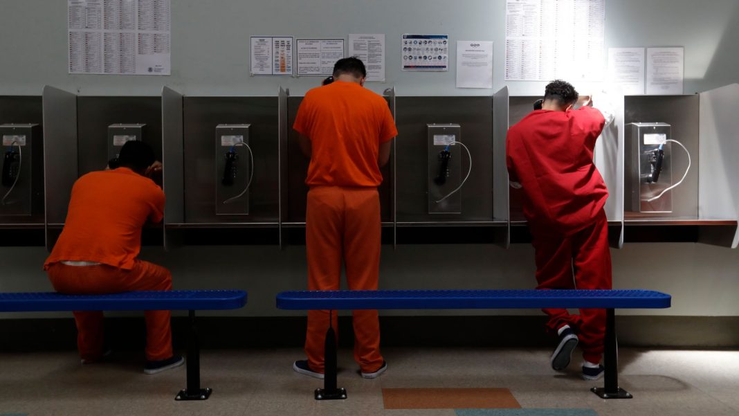 Mexicaanse man sterft in Amerikaanse immigratiedetentie, familie eist opheldering (Picture by: aljazeera.com)