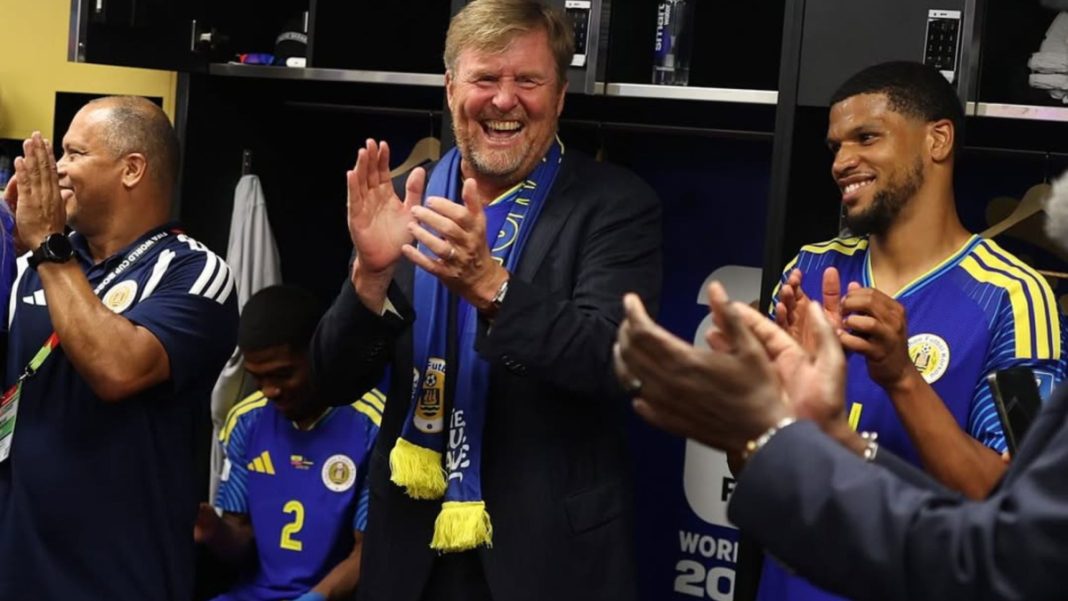 Nederlandse royals vieren historisch WK-gelijkspel met Curaçaos voetbalteam in kleedkamer (Photo by: uecdn.es)
