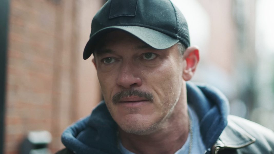 Netflix-hit: Luke Evans schittert in misdaadthriller '5lbs of Pressure' (Picture by: slashfilm.com)