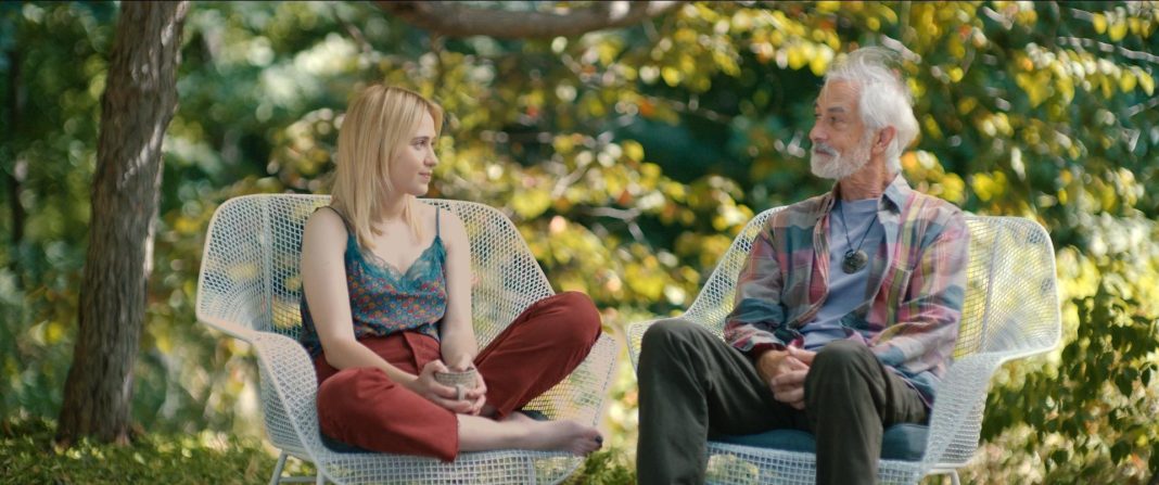 ‘O Horizon’: Maria Bakalova en David Strathairn herenigd via app in AI-allegorie 'O Horizon': Maria Bakalova en David Strathairn herenigd via app in AI-allegorie (Picture by: variety.com)