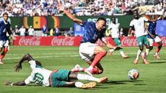 Omstreden VAR-beslissing bij Frankrijk-Senegal verbaast topscheidsrechters wereldwijd Omstreden VAR-beslissing bij Frankrijk-Senegal verbaast topscheidsrechters wereldwijd (Picture by: ichef.bbci.co.uk)