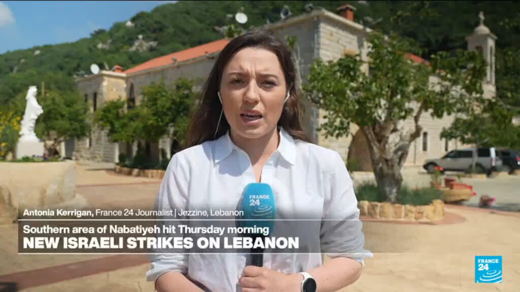 Ontheemde Libanezen zoeken toevlucht in Jezzine terwijl Israëlische aanvallen doorgaan Ontheemde Libanezen zoeken toevlucht in Jezzine terwijl Israëlische aanvallen doorgaan (Picture by: s.france24.com)