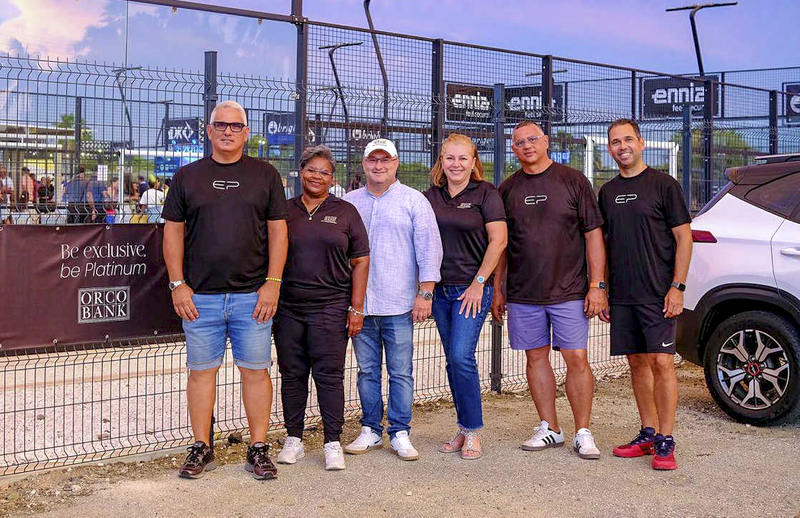 Orco Bank wordt sponsor van Epic Padel op Curaçao (Picture by: extra.cw)