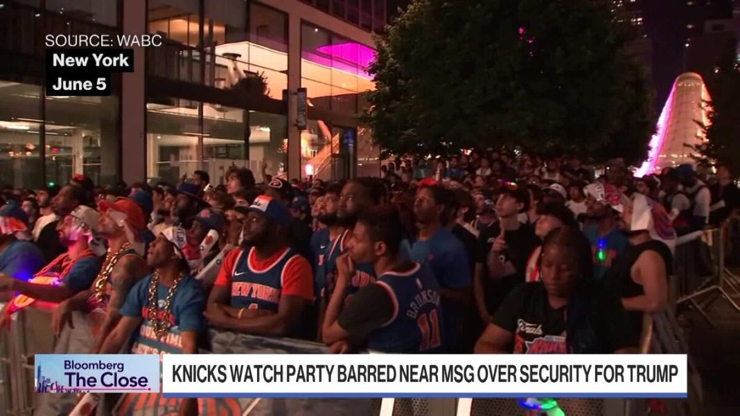 Oud-CEO Modell's over economische impact New York Knicks op de stad (Picture by: assets.bwbx.io)