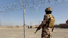 Pakistan voert luchtaanvallen uit op Afghanistan: tientallen doden (Picture by: ichef.bbci.co.uk)
