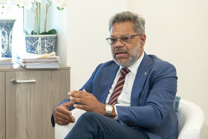 Premier Mercelina eert vaders en roept mannen op het vaderschap te omarmen (Picture by: 721news.com)