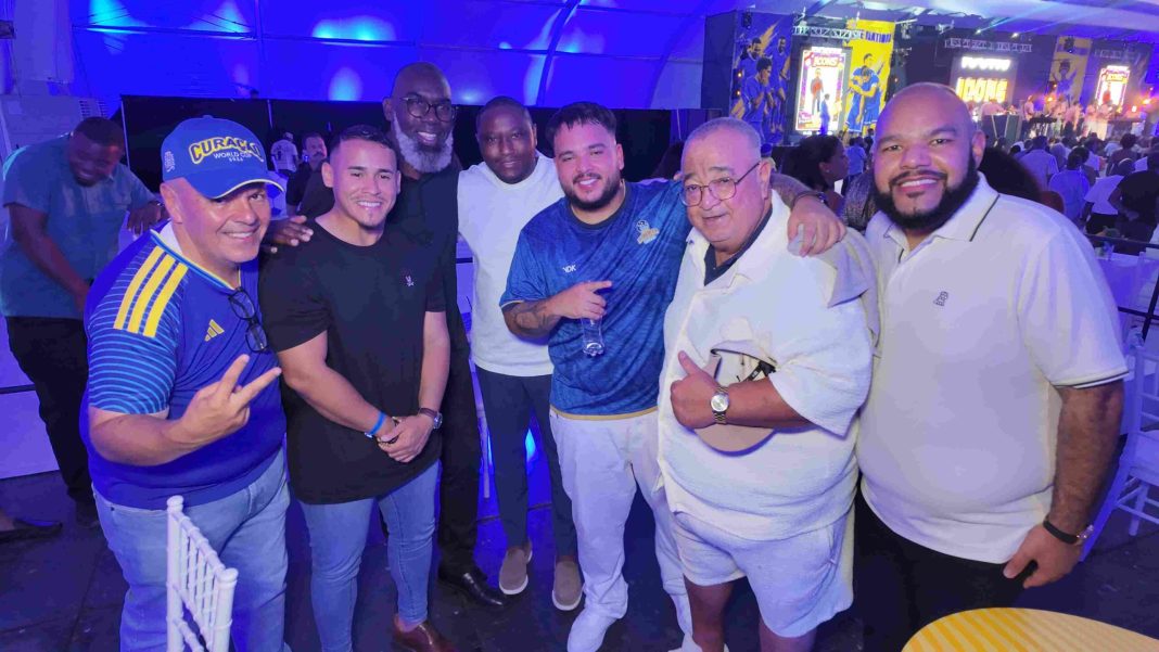 Premier Pisas: Aruba en Curaçao staan zij aan zij op weg naar het WK (Picture by: 24ora.com)