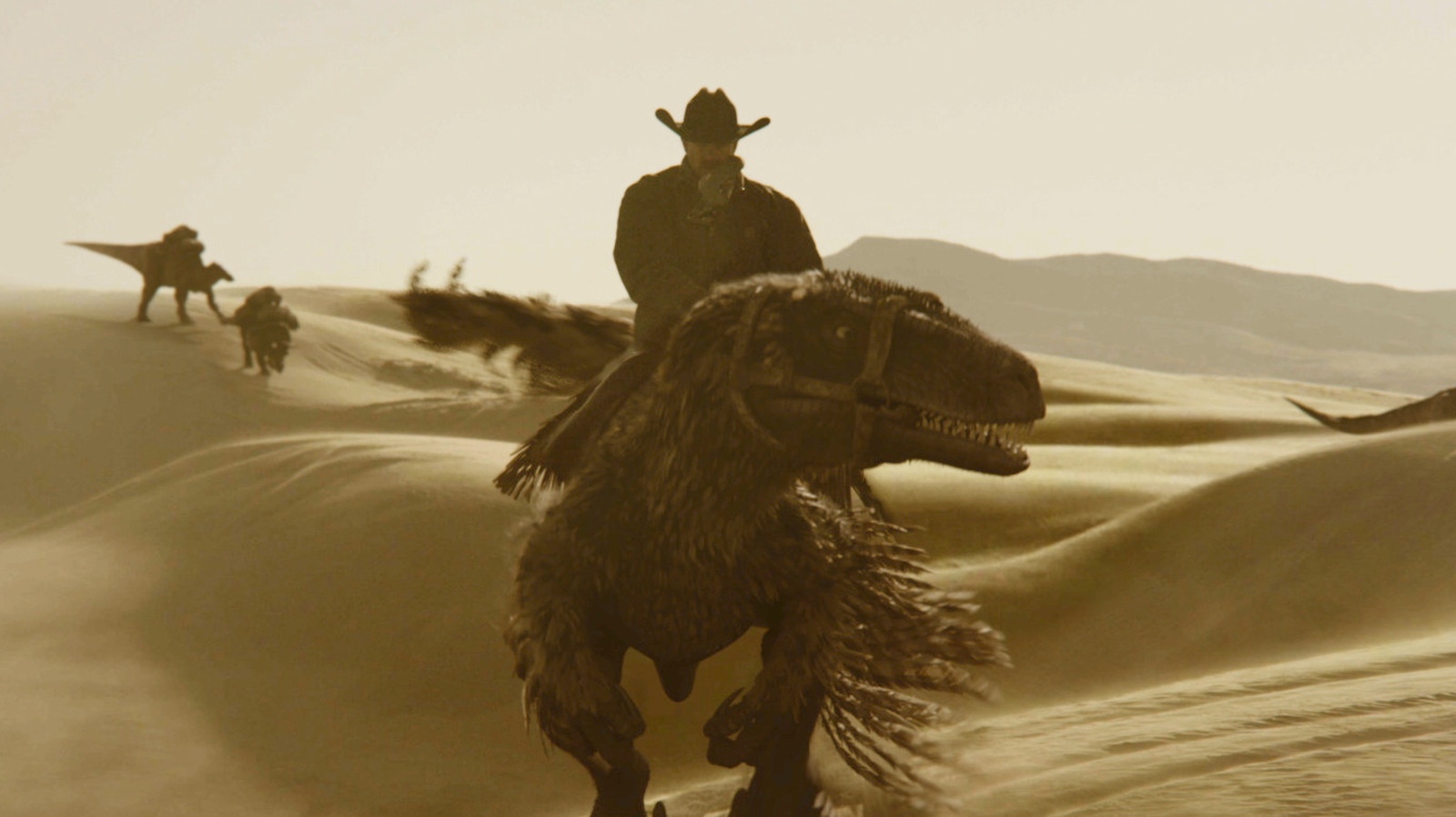 Regisseur van Primitive War brengt dinosauriërs na Regisseur van 'Primitive War' brengt dinosauriërs naar het Wilde Westen (Picture by: slashfilm.com)