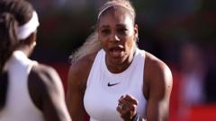 Serena Williams keert zegevierend terug op de tennisbaan na bijna vier jaar afwezigheid Serena Williams keert zegevierend terug op de tennisbaan na bijna vier jaar afwezigheid (Picture by: ichef.bbci.co.uk)