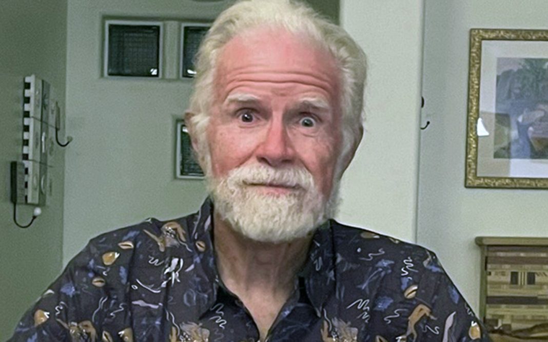 Tim Ryan, voormalig Variety-correspondent in Honolulu, overleden op 80-jarige leeftijd (Picture by: variety.com)