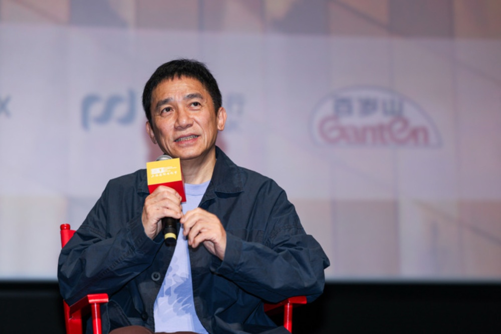 Tony Leung over samenwerking met Wong Kar-wai en het belang van bioscoopbeleving Tony Leung over samenwerking met Wong Kar-wai en het belang van bioscoopbeleving (Picture by: variety.com)